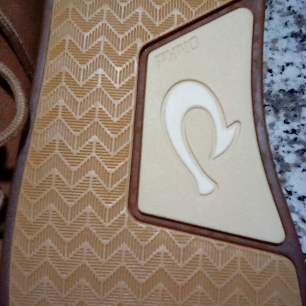 OluKai Water Resistance Ankle cut boots - Picture 5 of 10